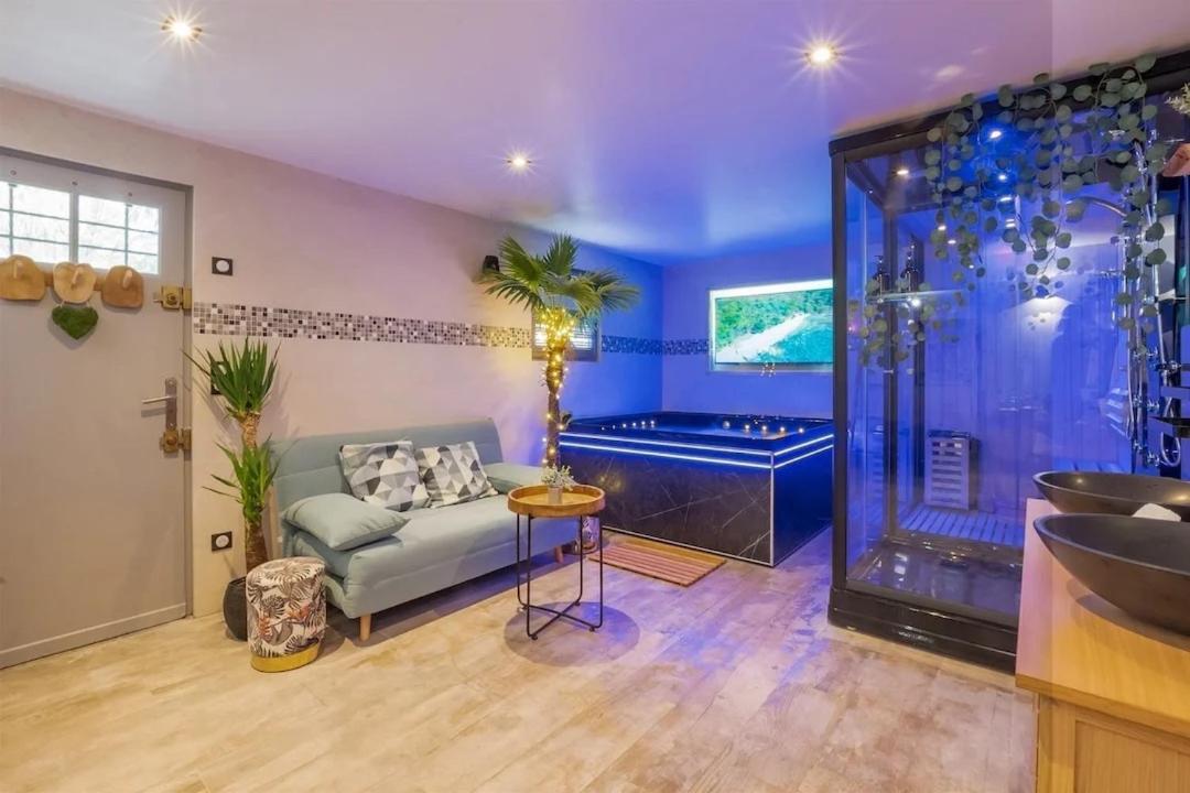 Bioty Chill & Spa Le Blanc-Mesnil Exteriér fotografie